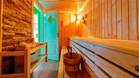 Guía de Saunas y Baños Gay de Madrid 2025